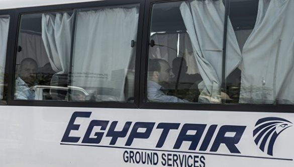 Родичі жертв єгипетського літака заявили про спекуляцію у ЗМІ іменами загиблих