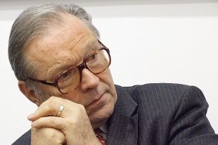 Польський режисер Кшиштоф Зануссі зніматиме в Україні фільм про лікаря