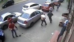Суд відправив у СІЗО підозрюваного у нападі на журналістів 7-го каналу