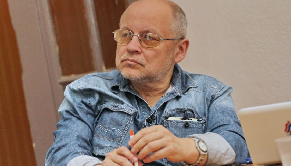 Дайте Луканову працювати, або Хто й навіщо розвалює НМПУ