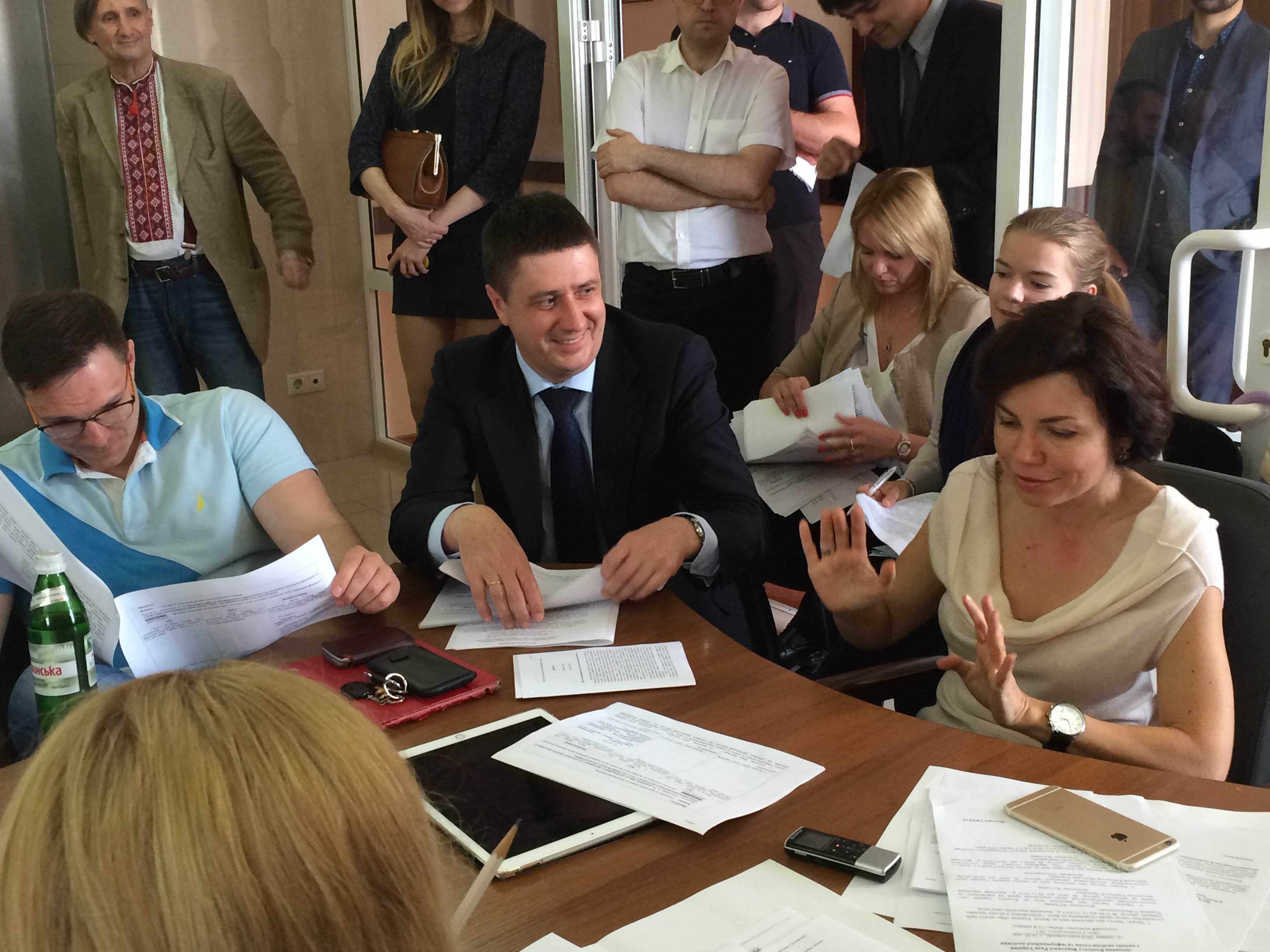 Як автори законопроектів про квоти на пісні українською мовою шукали і знайшли компроміс