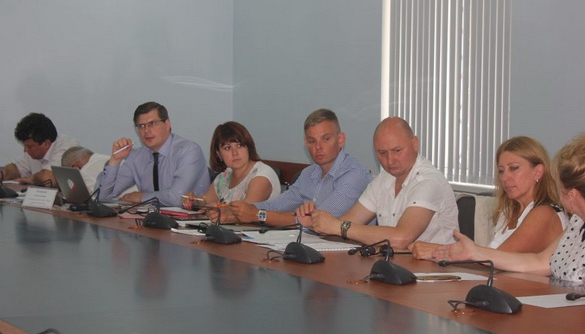 Нацрада подасть в РНБО список каналів і радіостанцій, які незаконно мовлять у Криму