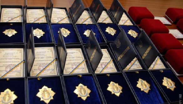13 представників ЗМІ отримали звання «заслужений журналіст України» (СПИСОК)
