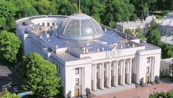 Кабмін знову запропонував зміни до закону про Суспільне мовлення