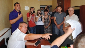 Депутати &laquo;Опоблоку&raquo; захоплювали редакцію ТРК &laquo;Мелітополь&raquo;, вимагаючи звільнення директора (ВІДЕО)
