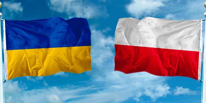 Польські кінематографісти привітали українців з Днем Незалежності: ви повинні вистояти
