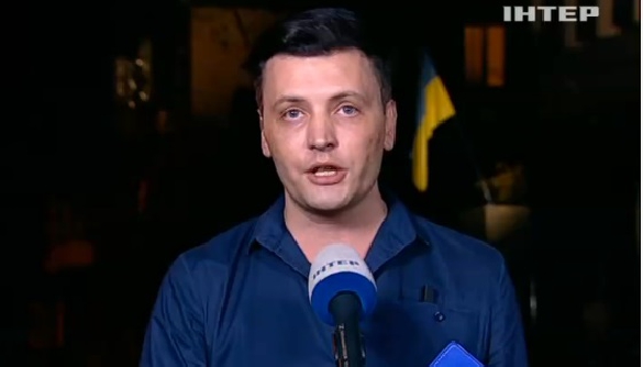 «Подробиці тижня» вийшли з 30-хвилинною затримкою біля підпаленої будівлі НІСа (ОНОВЛЮЄТЬСЯ)