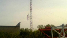 На Карачуні змонтували понад 80 метрів нової телевежі