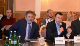 Шверк і Севрюков уже рік не можуть потрапити до Комітету свободи слова
