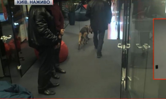 Поліція не знайшла вибухівки в офісі каналу «112 Україна»