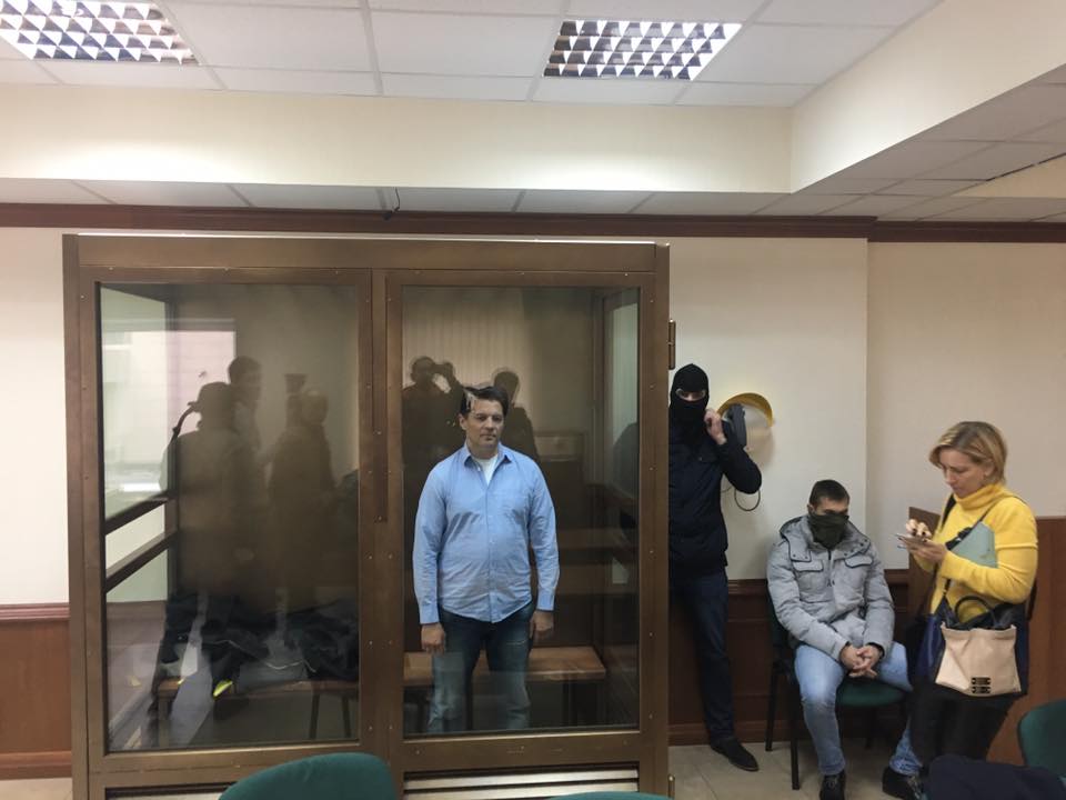 Московський суд залишив Сущенка за гратами