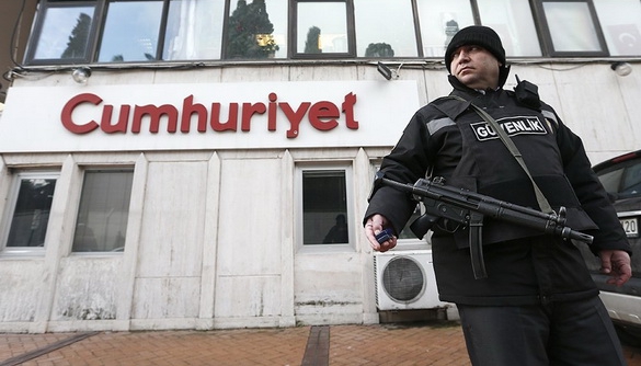 Єврокомісія критикує владу Туреччини за утиски свободи слова і репресії проти журналістів