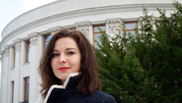 Гіфки й котики Верховної Ради: хто і як веде офіційний парламентський Twitter