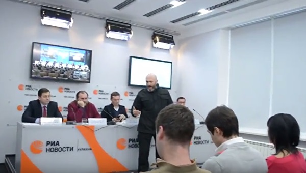 У київський прес-центр «РИА Новости» увірвалися невідомі - інформагентство