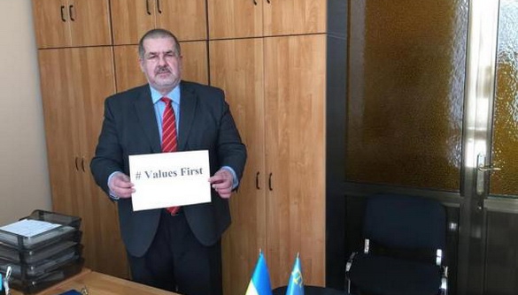 В соцмережах запустили кампанію #valuesfirst, щоб нагади про неможливість умиротворення Росії