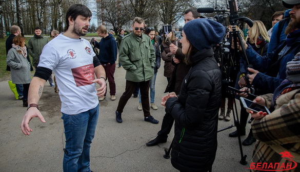 Вийшов на волю затриманий у Мінську журналіст каналу «Белсат», який голодував на знак протесту проти арешту