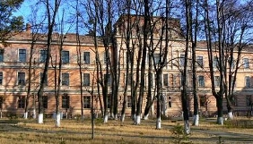Омбудсман звернувся до поліції щодо ненадання Чернівецькою лікарнею інформації про декларації