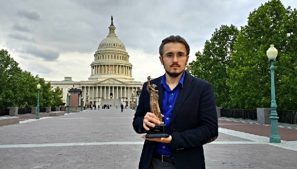 У США Денис Бігус отримав міжнародну премію Democracy Award-2017