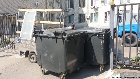 У Черкасах активісти не давали вивезти із залу суду підозрюваного в організації вбивства журналіста Сергієнка