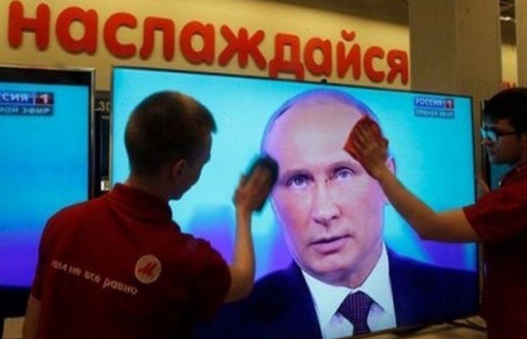 Перед Самітом Великої двадцятки у Гамбурзі для Путіна готують фейкові козирі проти України – InformNapalm