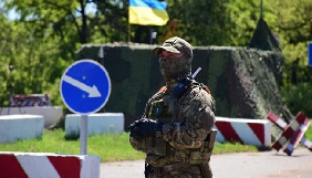 На блокпості під Мар&rsquo;їнкою знімальна група &laquo;1+1&raquo; посперечалася з поліцією (ДОПОВНЕНО)