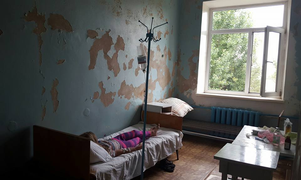 Ужасы курортной медицины: известная сценаристка показала, как выглядит больница в Геническе