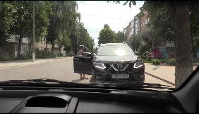 У Глухові родичі заступника Терещенка накинулися на знімальну групу «Стоп Корупції»
