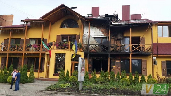 Медіавласник з Луцька заявляє, що його залякують, підпаливши його готельно-ресторанний комплекс