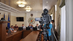Полтавські поліціянти розповіли, як розслідуються резонансні справи щодо погроз та перешкоджання журналістам