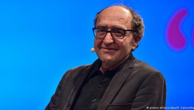 В Іспанії заарештували німецького письменника, якого вимагає видати Туреччина через публікації про геноцид вірменів