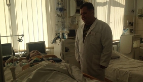 Прооперованого у Львові криворізького оператора В&rsquo;ячеслава Волка відвідав міністр оборони