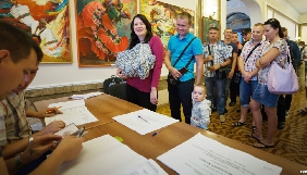 На незаконних виборах у Севастополі відсутні іноземні журналісти: ЄС не визнає вибори, МЗС України протестує