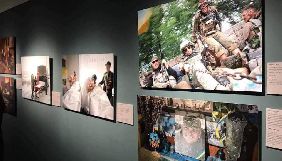 У Нью-Йорку Мінінформ представив фотовиставку &laquo;.RAW Україна на передовій&raquo;
