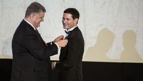 Порошенко вручив орден режисеру фільму &laquo;Кіборги&raquo;