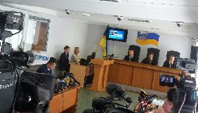 Суд заборонив знімати допит охорони Януковича на фото і відео