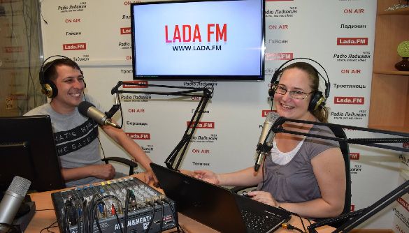 У Гайсині радіо «Лада» скаржиться, що місцева влада не визнає підсумки конкурсу на вільну частоту