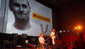 Фестиваль Docudays UA у Києві розпочався з акції на підтримку Олега Сенцова