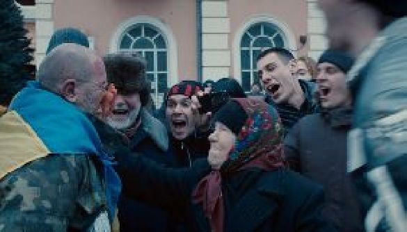 Бенісіо дель Торо презентував українську стрічку «Донбас» на Каннському кінофестивалі