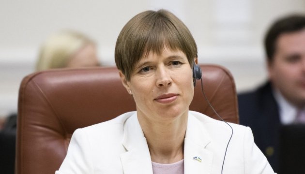 Президентка Естонії закликала називати події в Україні війною, не користуючись евфемізмами