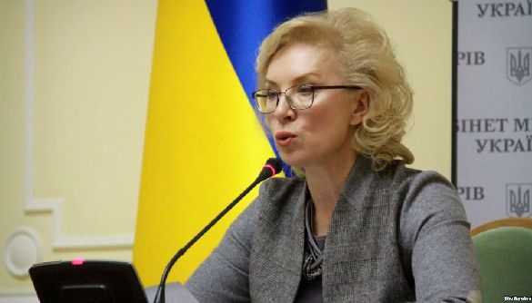 Денісова заявила, що російський омбудсмен не потрапить до Вишинського, доки вона сама не відвідає Сенцова