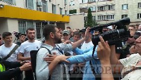 Журналіста «Громадського ТБ» на місяць відсторонили від роботи через сутичку з лідером С14 (ДОПОВНЕНО)