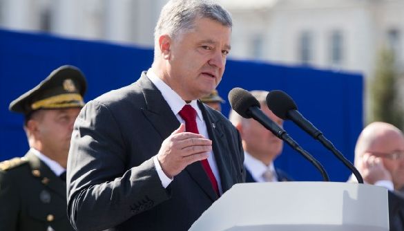 «Конституційне НАТО» для другого терміну Порошенка: плюси та мінуси