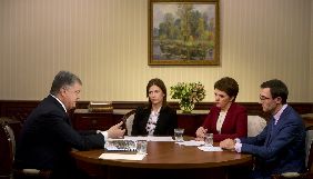 Порошенко дав інтерв’ю трьом українським каналам, CNN та NBC