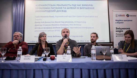 Фейкові спостерігачі, маніпуляції, критики-садисти: чого чекати журналістам під час виборів