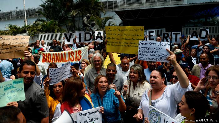 У Венесуелі затримали журналістів із Франції та Чилі – DW