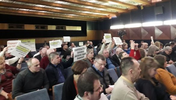 Роздержавлені газети вимагають державної підтримки Роздержавлені газети вимагають державної підтримки