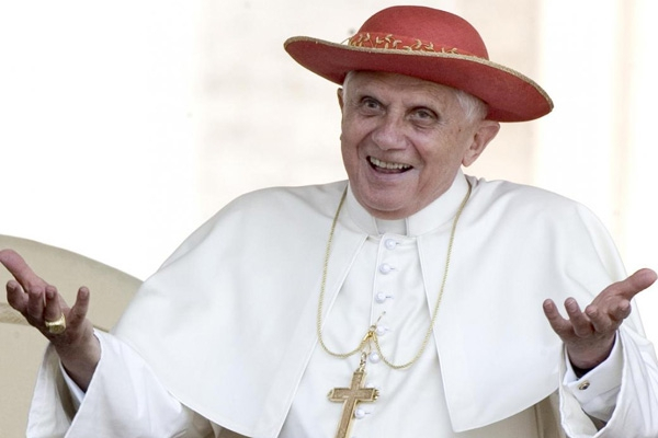 Папа Римский внедрился в социальную сеть