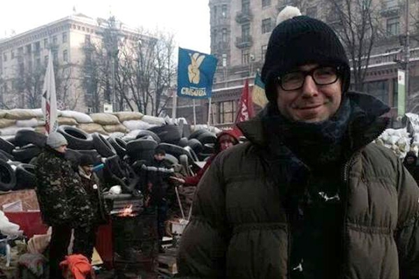 Андрей Малахов тоже отметился на баррикадах в Киеве (ФОТО)