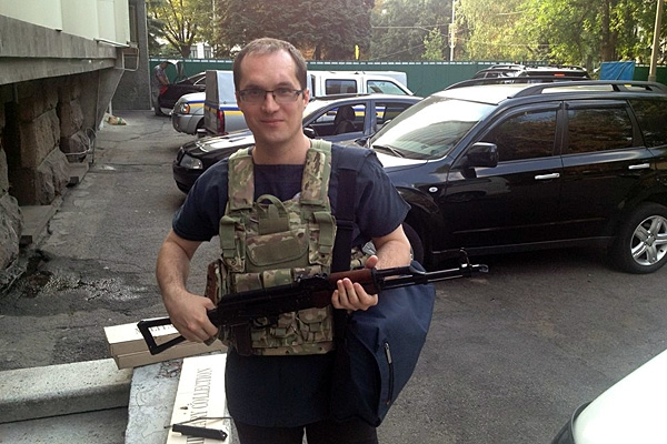 Журналист Юрий Бутусов: Все украинские редакции должны собирать средства для покупки оружия нашим военным