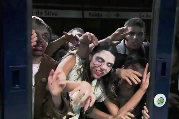 Бразильское телевизионщики до слез напугали пассажиров метро